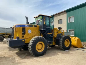 Погрузчик SEM 655D