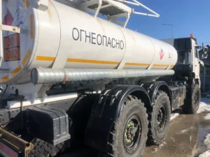 Топливозаправщик Бензовоз