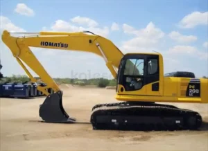 Гусеничный экскаватор