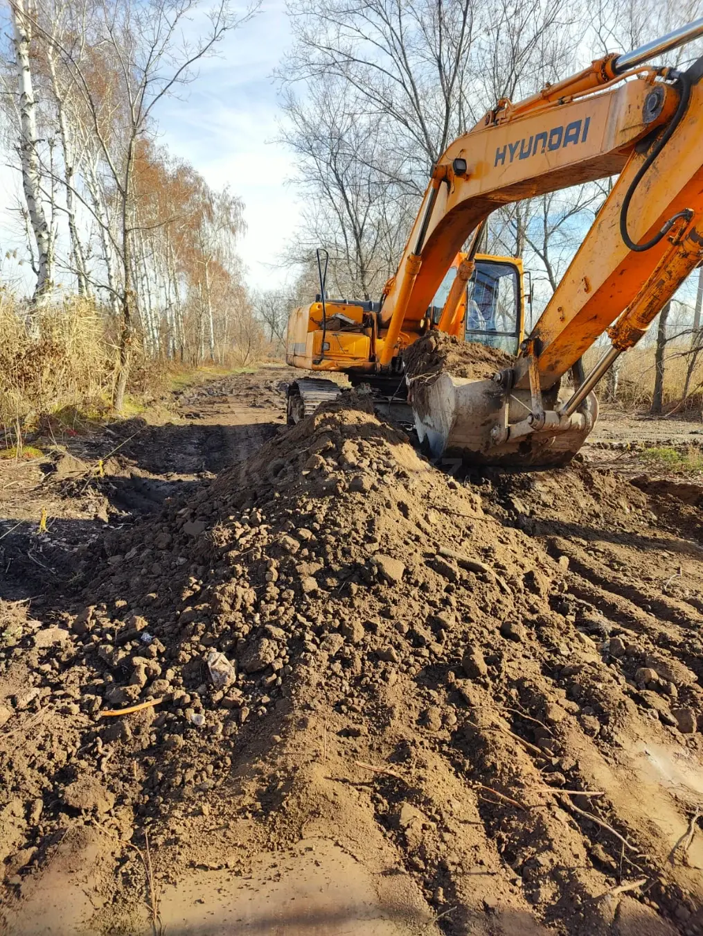 Экскаваторы HYUNDAI R305LC-7 (1, 5м3, 28тонн, гусеничный)