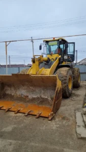 Погрузчик фронтальный