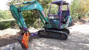 Экскаватор, погрузчик мини