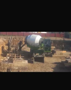 Аренда бетоносмесителя с самозагрузкой с оператором