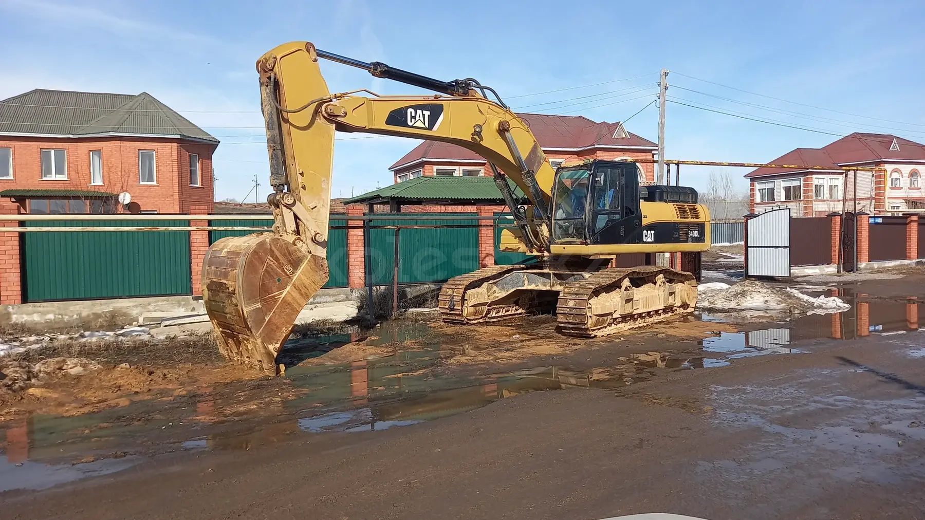 Экскаватор САТ340DL