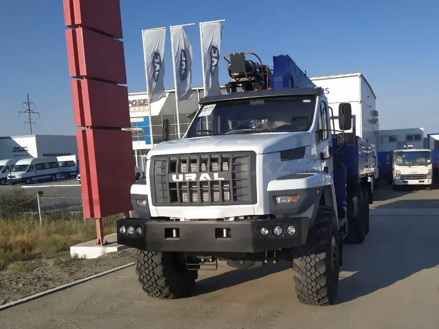 Кран-манипулятор на базе УРАЛ в аренду