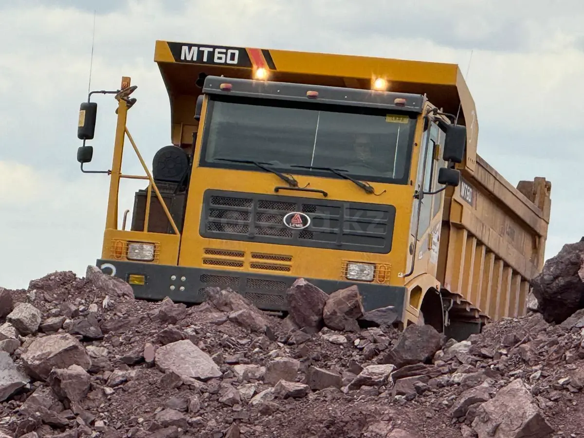 Карьерные самосвалы